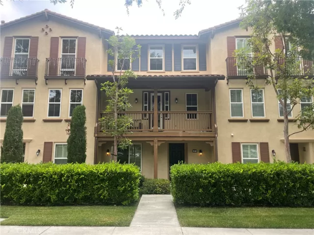 MLS: PW23116216 Condo For Sale