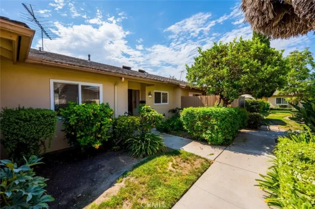 MLS: PW23116956 Condo For Sale