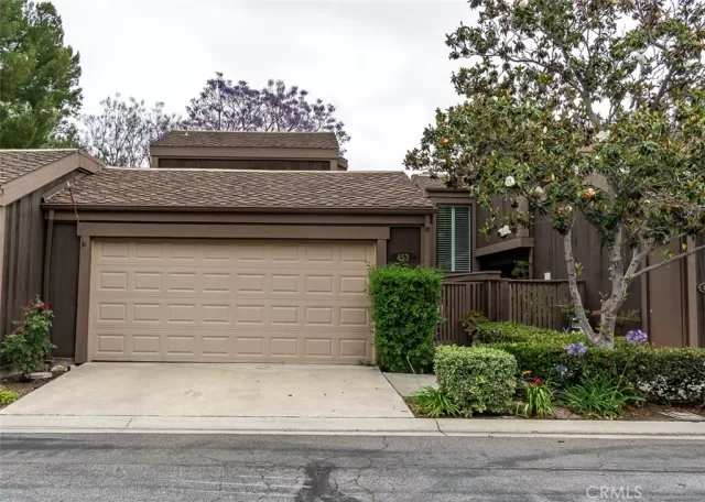 MLS: PW23119885 Condo For Sale