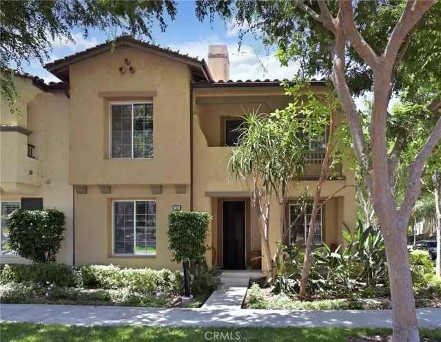 MLS: PW23120103 Condo For Sale