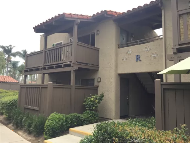 MLS: PW23121808 Condo For Sale