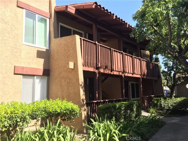 MLS: PW23121838 Condo For Sale