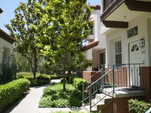 MLS: PW23122094 Condo For Sale