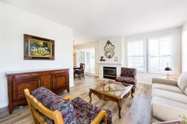 MLS: PW23122115 Condo For Sale