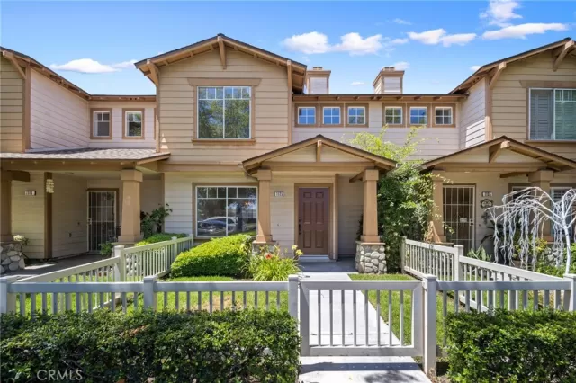 MLS: PW23125992 Condo For Sale