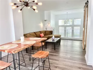 Photo #4: PW23130780 Listing