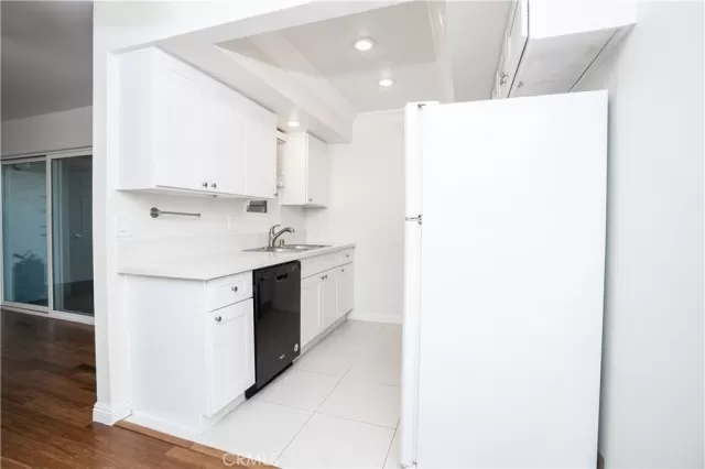 MLS: PW23131121 Condo For Sale