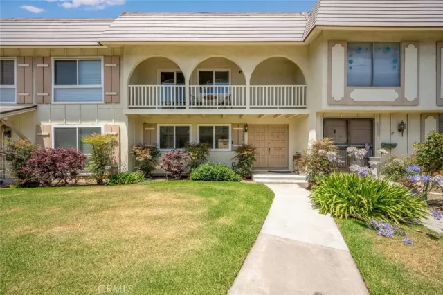 MLS: PW23131169 Condo For Sale