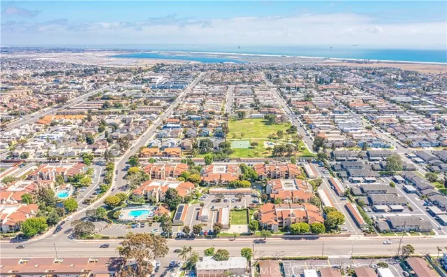 MLS: PW23133084 Condo For Sale