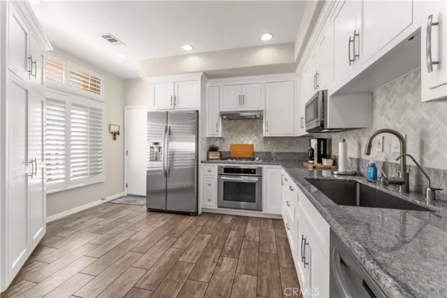 MLS: PW23133816 Condo For Sale