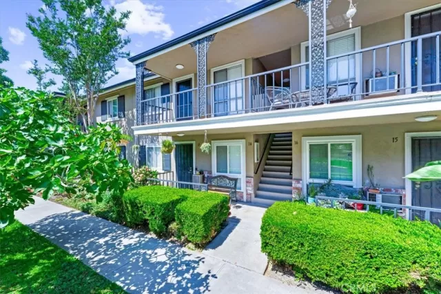 MLS: PW23134173 Condo For Sale