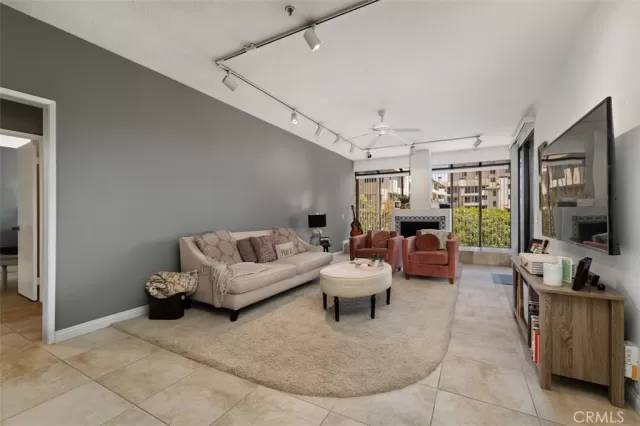 MLS: PW23137169 Condo For Sale