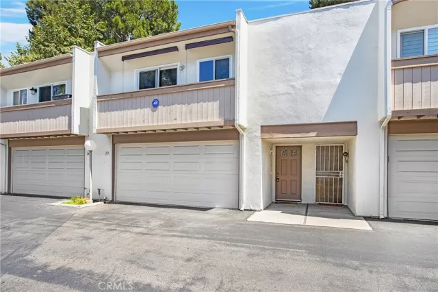 MLS: PW23138747 Condo For Sale