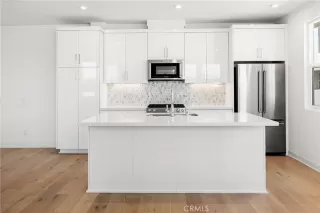 Photo #4: PW23143995 Listing 