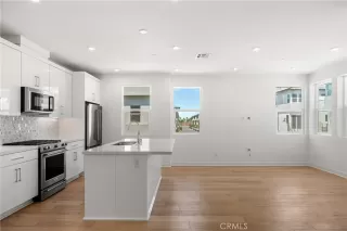 Photo #6: PW23143995 Listing 