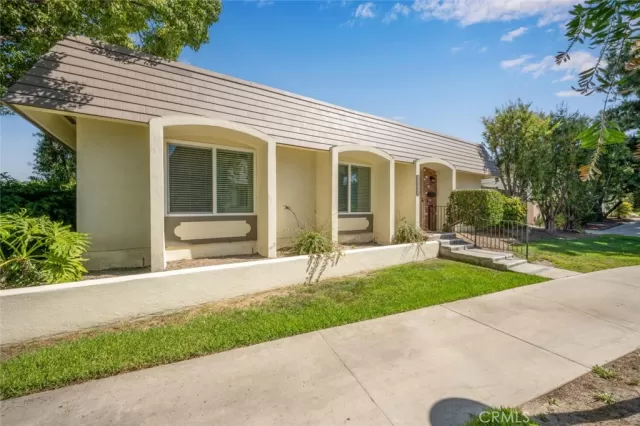 MLS: PW23152887 Condo For Sale