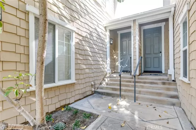 MLS: PW23153936 Condo For Sale