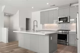 Photo #6: PW23157391 Listing 