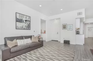 Photo #4: PW23157393 Listing 