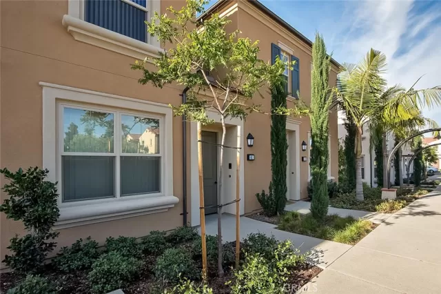 MLS: PW23158081 Condo For Sale