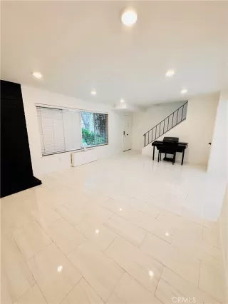 Photo #4: PW23166871 Listing 