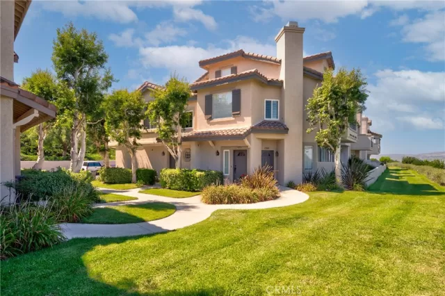 MLS: PW23168411 Condo For Sale