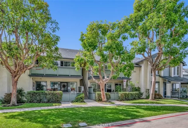 MLS: PW23170035 Condo For Sale