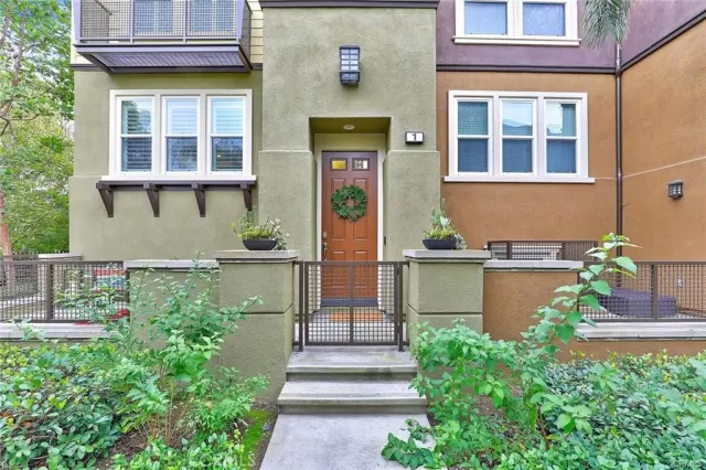 MLS: PW23170476 Condo For Sale