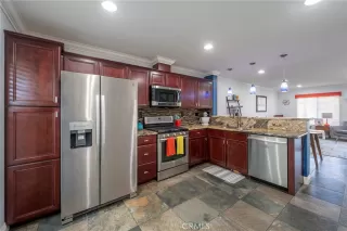 Photo #4: PW23171982 Listing 