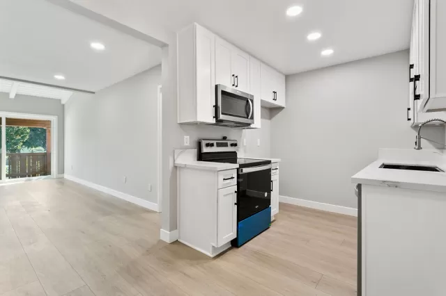 MLS: PW23173175 Condo For Sale