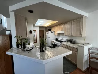 Photo #4: PW23173630 Listing 