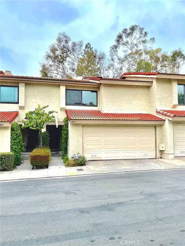 MLS: PW23173642 Condo For Sale