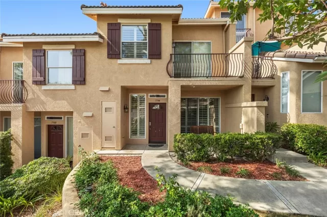 MLS: PW23173821 Condo For Sale