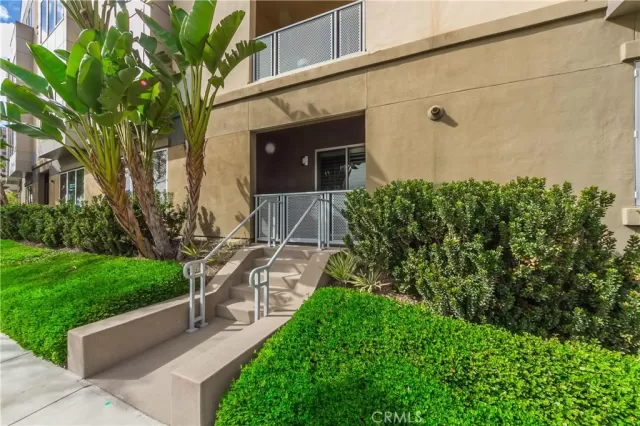 MLS: PW23175561 Condo For Sale