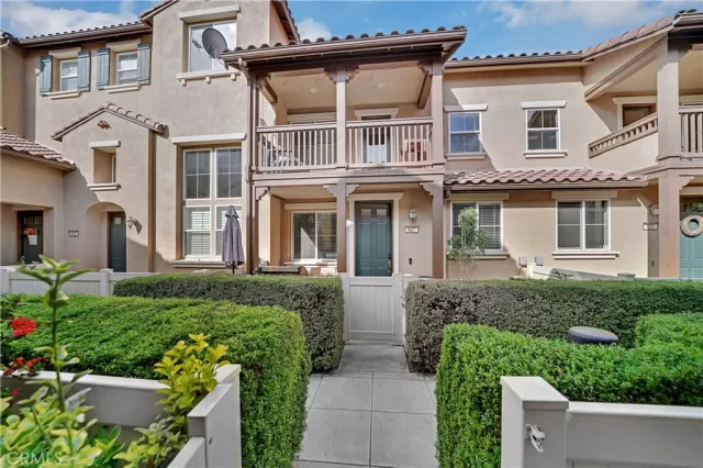 MLS: PW23176054 Condo For Sale