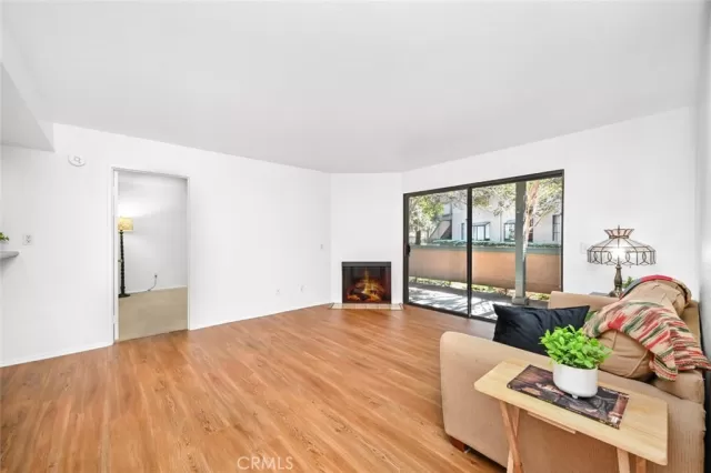 MLS: PW23177860 Condo For Sale