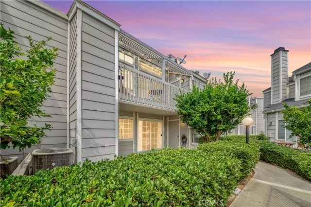 MLS: PW23178949 Condo For Sale