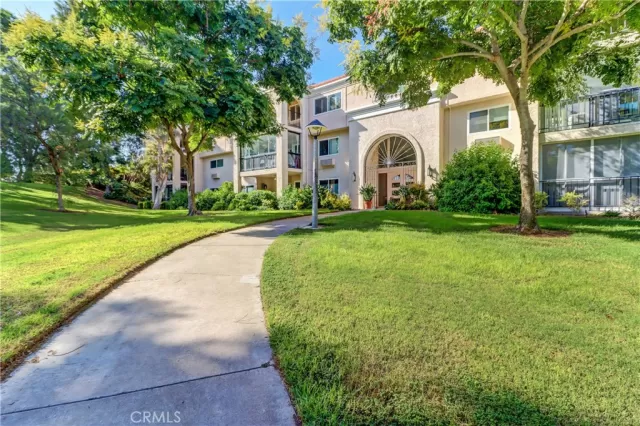 MLS: PW23183664 Condo For Sale