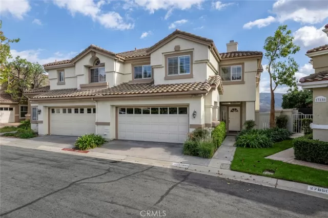 MLS: PW23187024 Condo For Sale