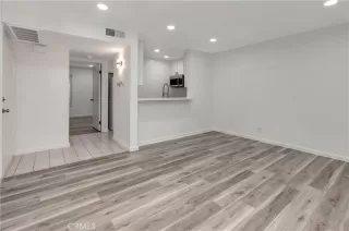 Photo #4: PW23187040 Listing 