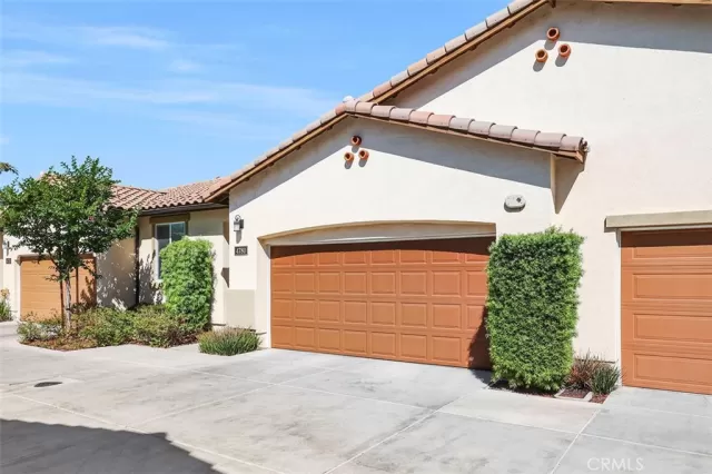 MLS: PW23188663 Condo For Sale