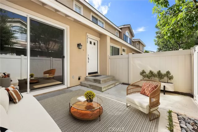 MLS: PW23188801 Condo For Sale