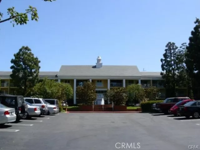 MLS: PW23190207 Condo For Sale