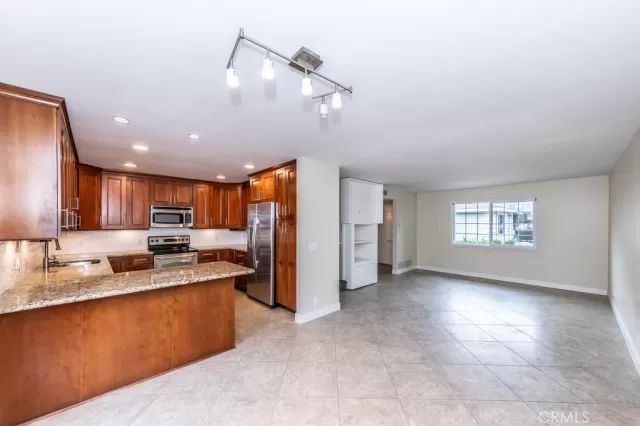 MLS: PW23190460 Condo For Sale