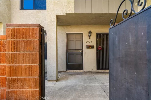 MLS: PW23191428 Condo For Sale