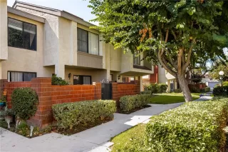 Photo #1: PW23191428 Listing 