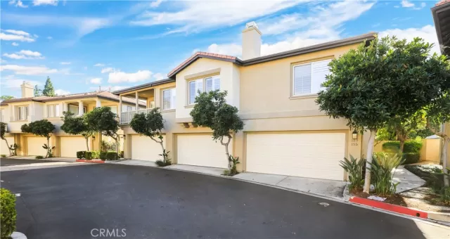 MLS: PW23194181 Condo For Sale