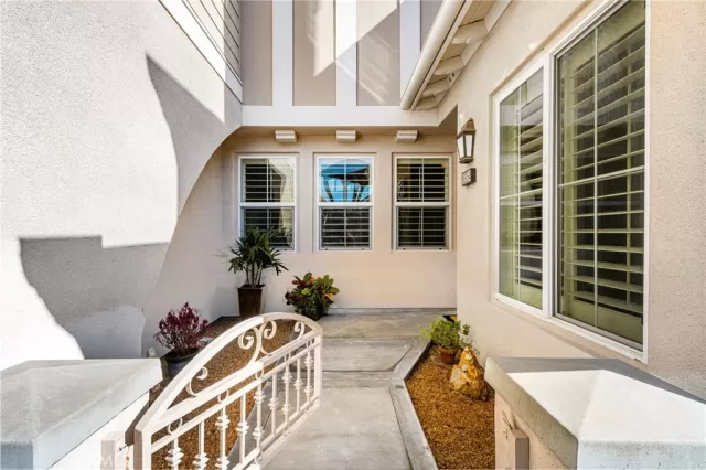 MLS: PW23194430 Condo For Sale