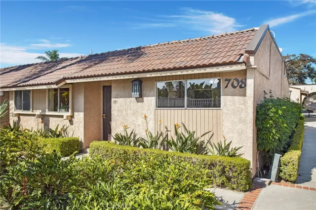 MLS: PW23194701 Condo For Sale