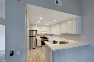 Photo #4: PW23196028 Listing